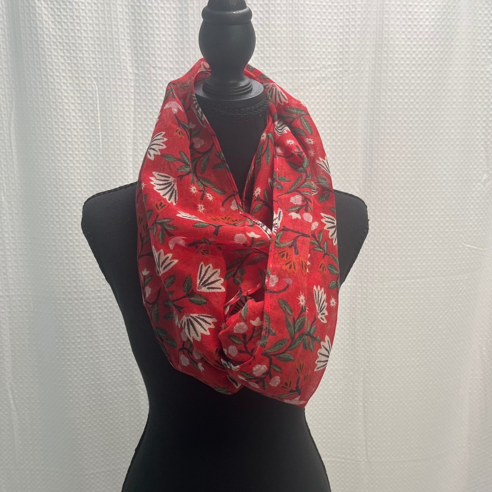 Seasalt Cornwall Red Floral Pretty Circle Scarf 100% Wool Infinity AC30949